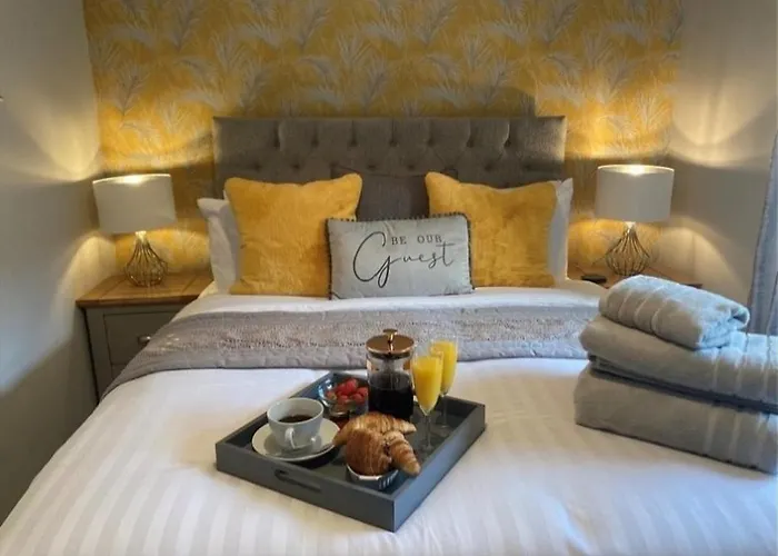 All Vacation Rentals Menstrie Castle Stay